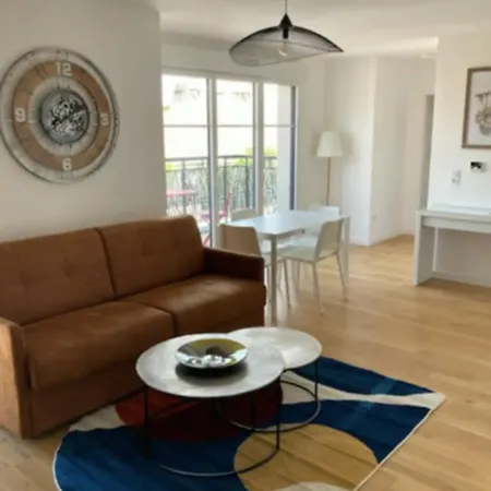 Superb 45 M Quiet Apartmán
